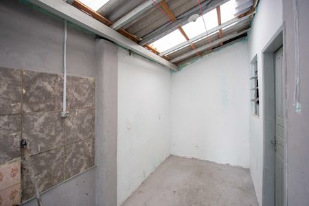 Casa para alugar com 50m², 1 quarto e sem vagaÁrea de Serviço