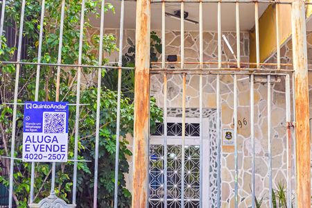 Apartamento para alugar com 100m², 2 quartos e sem vagaPlaquinha