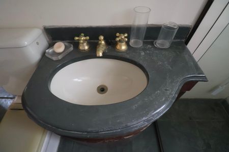 Apartamento para alugar com 150m², 4 quartos e 2 vagasBanheiro Suíte 3