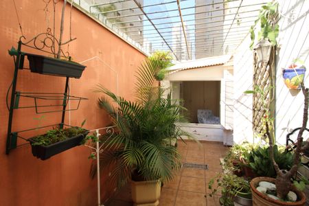 Apartamento à venda com 190m², 3 quartos e 2 vagas Apartamento à venda com 190m², 3 quartos e 2 vagasJardim