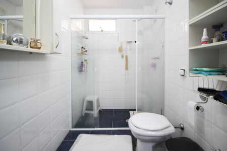 Apartamento à venda com 190m², 3 quartos e 2 vagas Apartamento à venda com 190m², 3 quartos e 2 vagasBanheiro Social