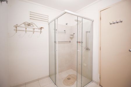 Apartamento à venda com 190m², 3 quartos e 2 vagas Apartamento à venda com 190m², 3 quartos e 2 vagasBanheiro da Suíte 3
