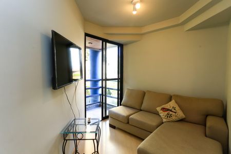 Sala de apartamento para alugar com 1 quarto, 43m² em Vila Suzana, São Paulo