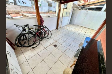 Apartamento à venda com 125m², 3 quartos e 1 vaga Apartamento à venda com 125m², 3 quartos e 1 vagaCobertura