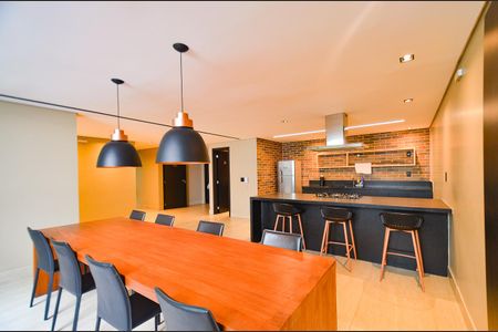 Apartamento à venda com 70m², 2 quartos e 2 vagasÁrea comum - Salão de festas