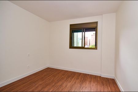 Apartamento à venda com 70m², 2 quartos e 2 vagasQuarto 