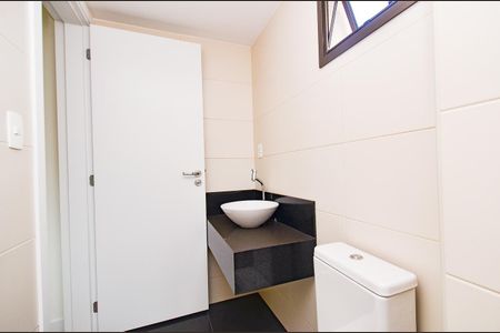 Apartamento à venda com 70m², 2 quartos e 2 vagasBanheiro Suite