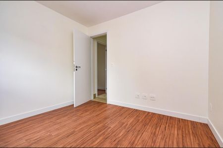 Apartamento à venda com 70m², 2 quartos e 2 vagasQuarto 