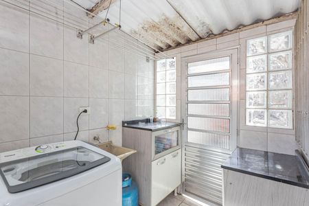 Casa à venda com 111m², 3 quartos e 1 vagaÁrea de Serviço