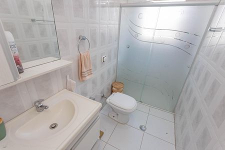 Casa à venda com 111m², 3 quartos e 1 vagaBanheiro