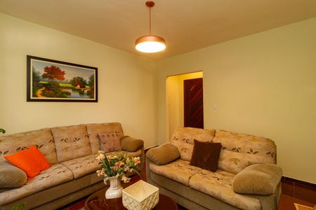 Apartamento à venda com 94m², 3 quartos e 1 vaga Apartamento à venda com 94m², 3 quartos e 1 vagaSala