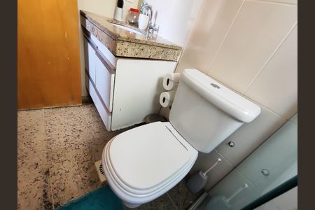 Apartamento à venda com 69m², 3 quartos e 2 vagasBanheiro da Suíte