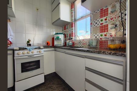 Apartamento à venda com 69m², 3 quartos e 2 vagasCozinha