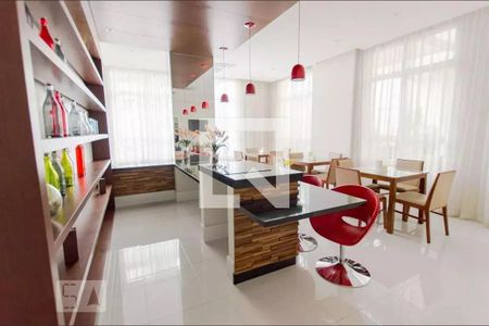 Apartamento à venda com 128m², 3 quartos e 3 vagas Apartamento à venda com 128m², 3 quartos e 3 vagasÁrea comum - Salão de festas