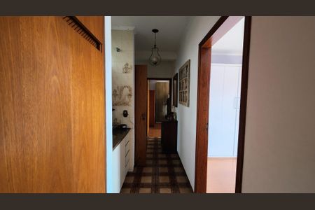 Casa à venda com 468m², 3 quartos e 4 vagasCorredor