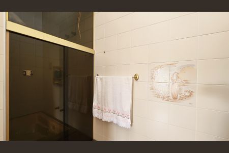 Casa à venda com 468m², 3 quartos e 4 vagasBanheiro Social