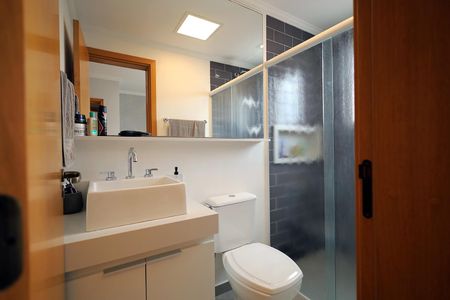 Apartamento à venda com 129m², 3 quartos e 2 vagasBanheiro da Suíte 2