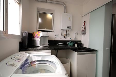 Apartamento à venda com 129m², 3 quartos e 2 vagasÁrea de Serviço