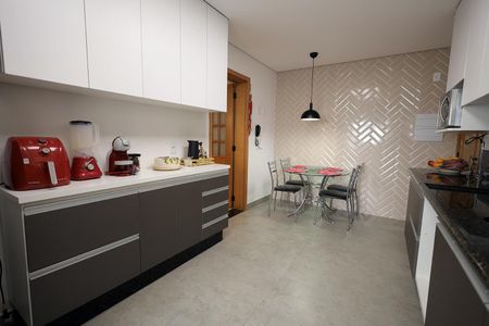 Apartamento à venda com 129m², 3 quartos e 2 vagasCozinha