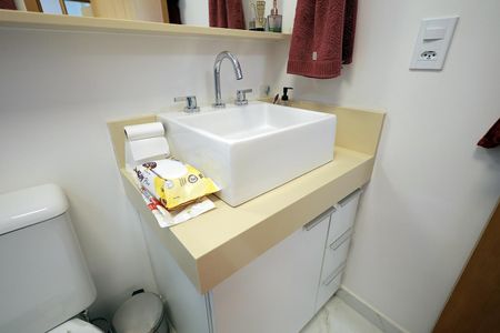 Apartamento à venda com 129m², 3 quartos e 2 vagasBanheiro da Suíte 1