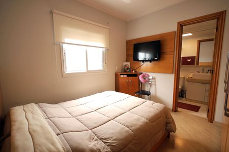 Apartamento à venda com 129m², 3 quartos e 2 vagasSuíte 1