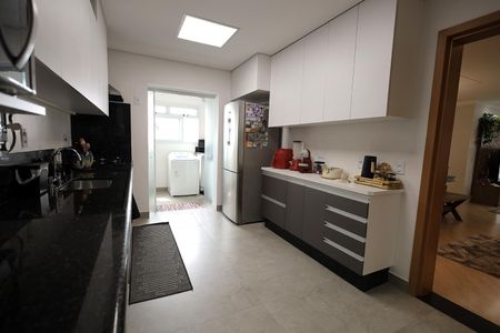 Apartamento à venda com 129m², 3 quartos e 2 vagasCozinha