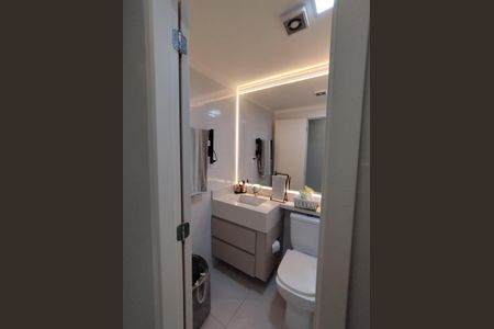 Apartamento à venda com 85m², 2 quartos e 2 vagasBanheiro Social