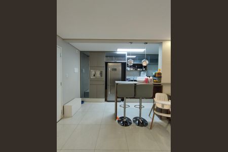 Apartamento à venda com 85m², 2 quartos e 2 vagasCozinha 