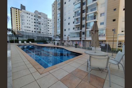 Apartamento à venda com 85m², 2 quartos e 2 vagasÁrea comum - Piscina