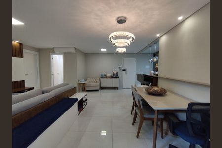 Sala de apartamento à venda com 2 quartos, 85m² em Vila Gumercindo, São Paulo