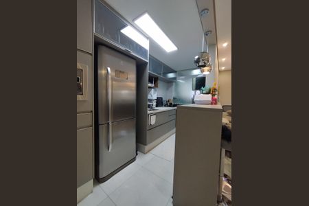 Apartamento à venda com 85m², 2 quartos e 2 vagasCozinha 