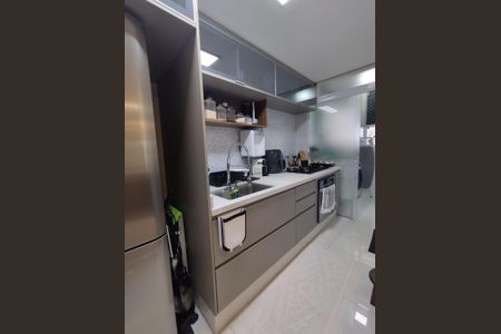 Apartamento à venda com 85m², 2 quartos e 2 vagasCozinha 