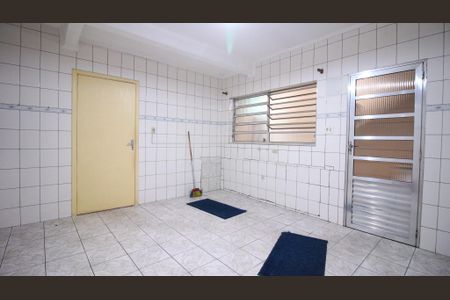 Casa à venda com 500m², 2 quartos e 2 vagas Casa à venda com 500m², 2 quartos e 2 vagasCozinha