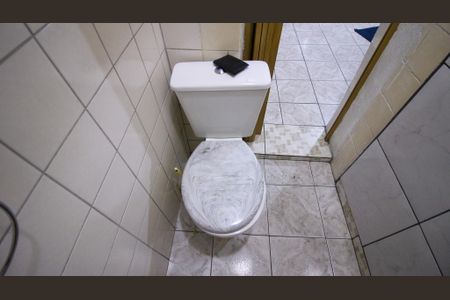 Casa à venda com 500m², 2 quartos e 2 vagas Casa à venda com 500m², 2 quartos e 2 vagasBanheiro