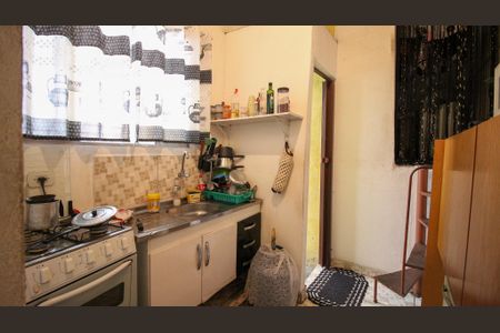 Casa à venda com 500m², 2 quartos e 2 vagas Casa à venda com 500m², 2 quartos e 2 vagasCozinha