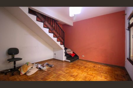 Sala de casa à venda com 2 quartos, 500m² em Vila Antonieta, São Paulo