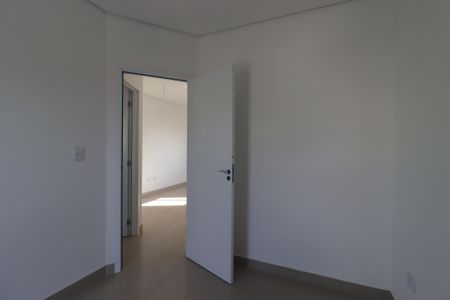 Apartamento à venda com 82m², 2 quartos e 1 vagaQuarto 2