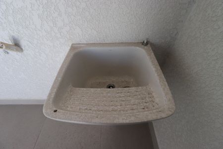 Apartamento à venda com 82m², 2 quartos e 1 vagaÁrea de Serviço