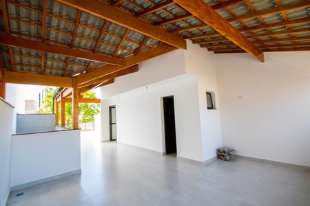 Casa à venda com 229m², 3 quartos e 3 vagasCobertura