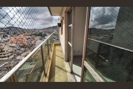 Apartamento à venda com 69m², 2 quartos e 1 vagaVaranda Sala