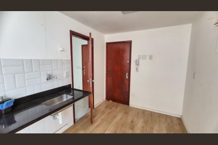 Apartamento à venda com 69m², 2 quartos e 1 vagaCozinha