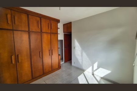 Apartamento à venda com 69m², 2 quartos e 1 vagaQuarto 2