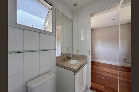 Apartamento à venda com 138m², 3 quartos e 2 vagasBanheiro Suíte 2