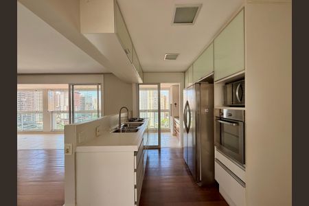 Apartamento à venda com 138m², 3 quartos e 2 vagasCozinha