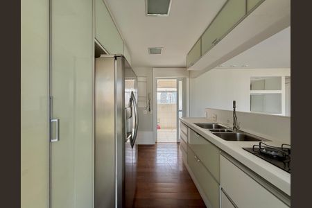 Apartamento à venda com 138m², 3 quartos e 2 vagasCozinha