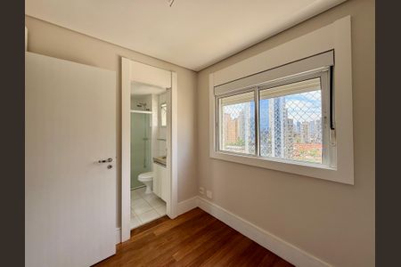 Apartamento à venda com 138m², 3 quartos e 2 vagasSuíte 2