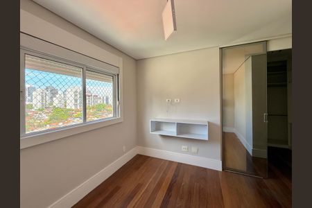 Apartamento à venda com 138m², 3 quartos e 2 vagasSuíte 1