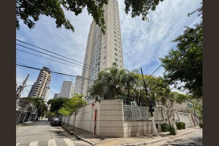 Apartamento à venda com 138m², 3 quartos e 2 vagasFachada
