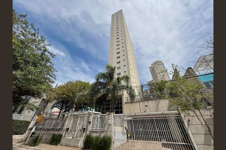 Apartamento à venda com 138m², 3 quartos e 2 vagasFachada
