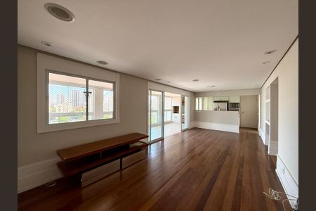 Sala de apartamento à venda com 3 quartos, 138m² em Santo Amaro, São Paulo